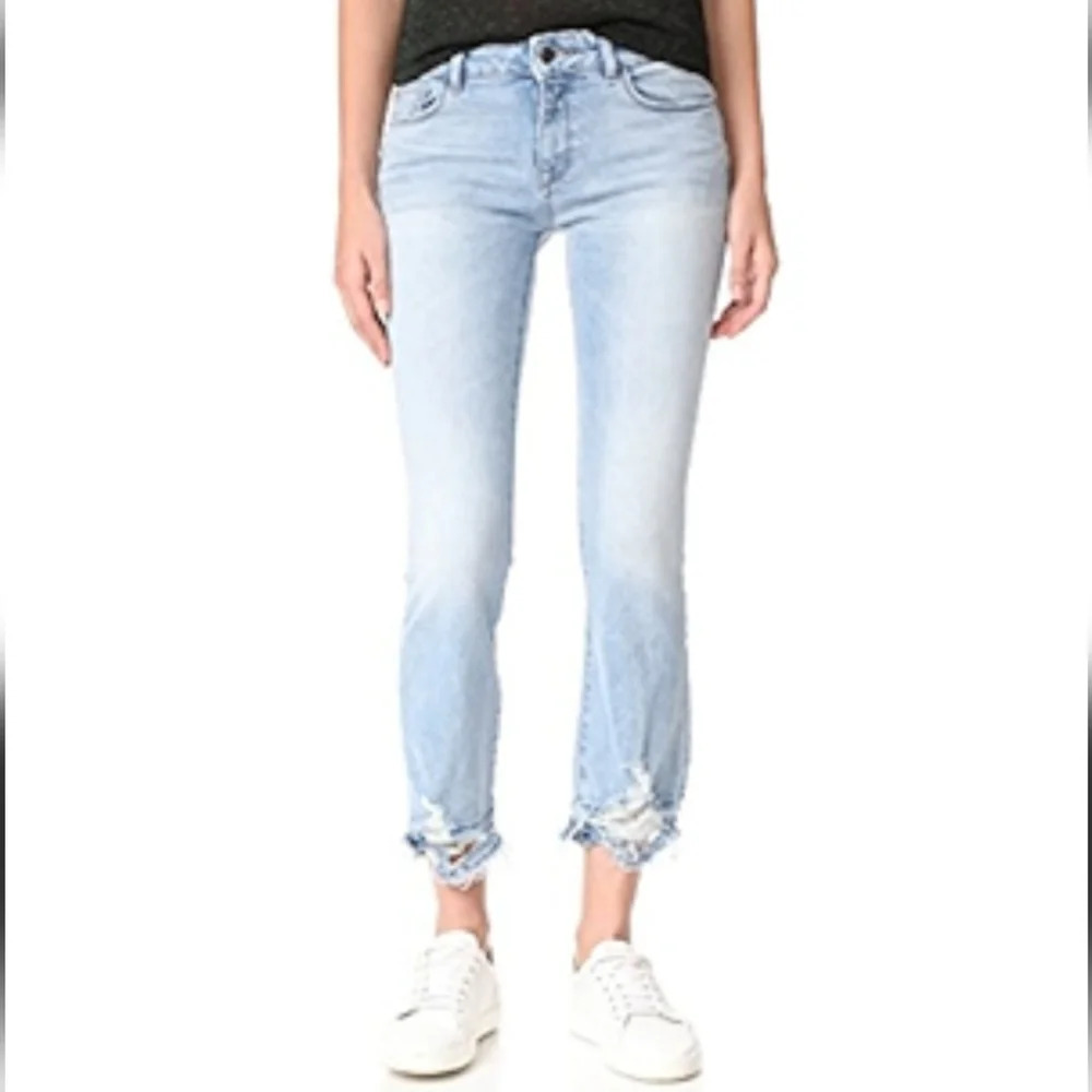 DL1961 Lara Instasculpt Cropped Flare Jeans